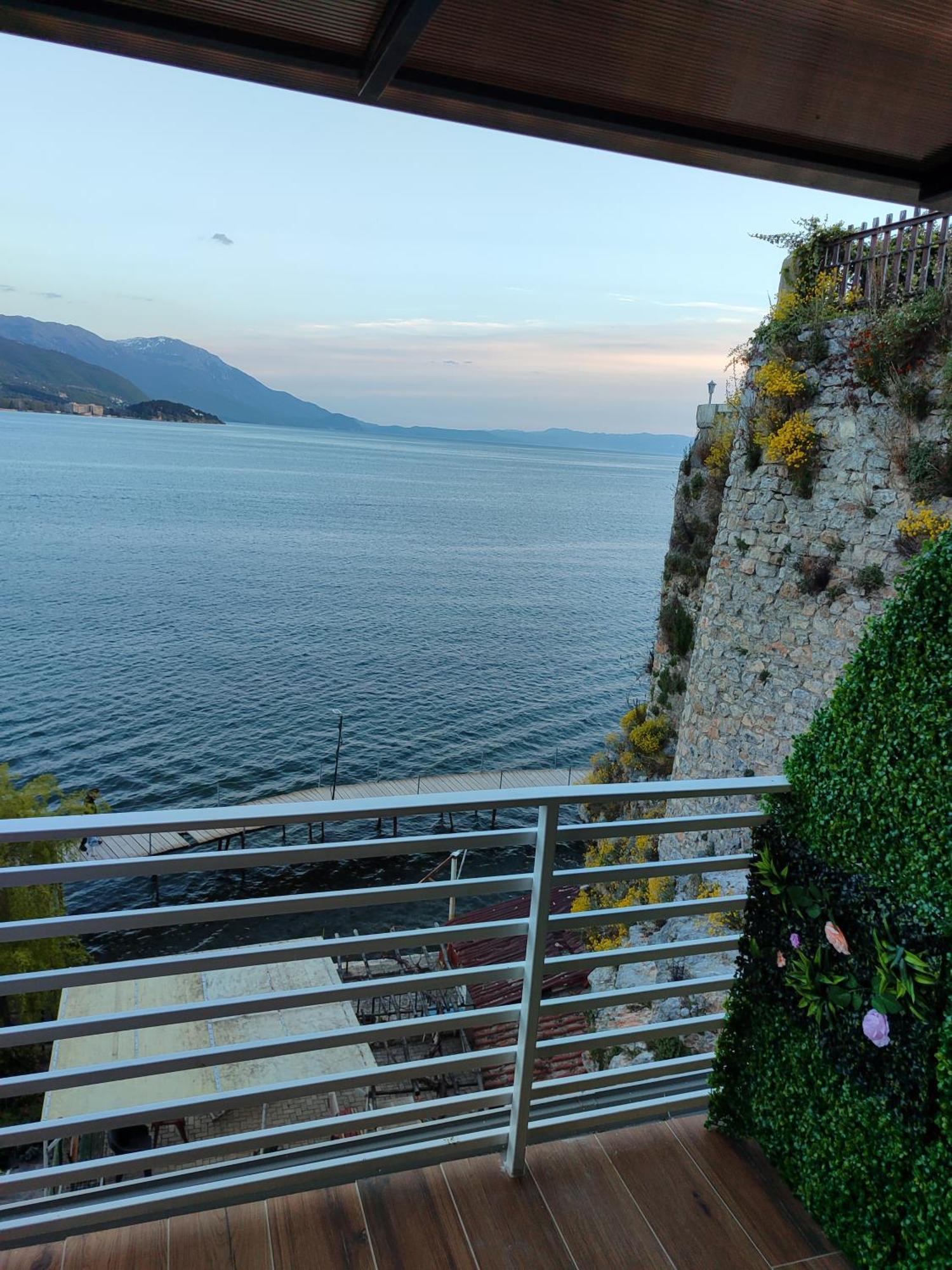 Pearl'S Apartments Ohrid Esterno foto