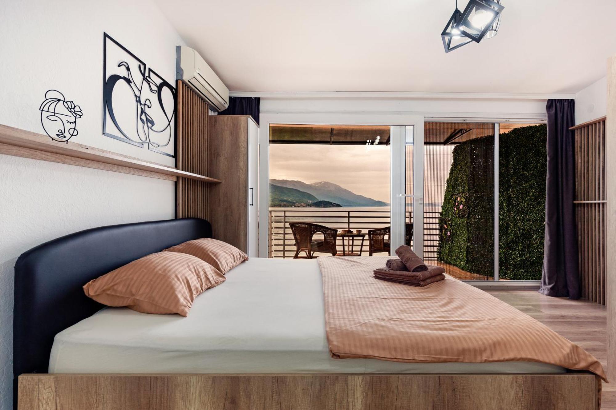 Pearl'S Apartments Ohrid Esterno foto