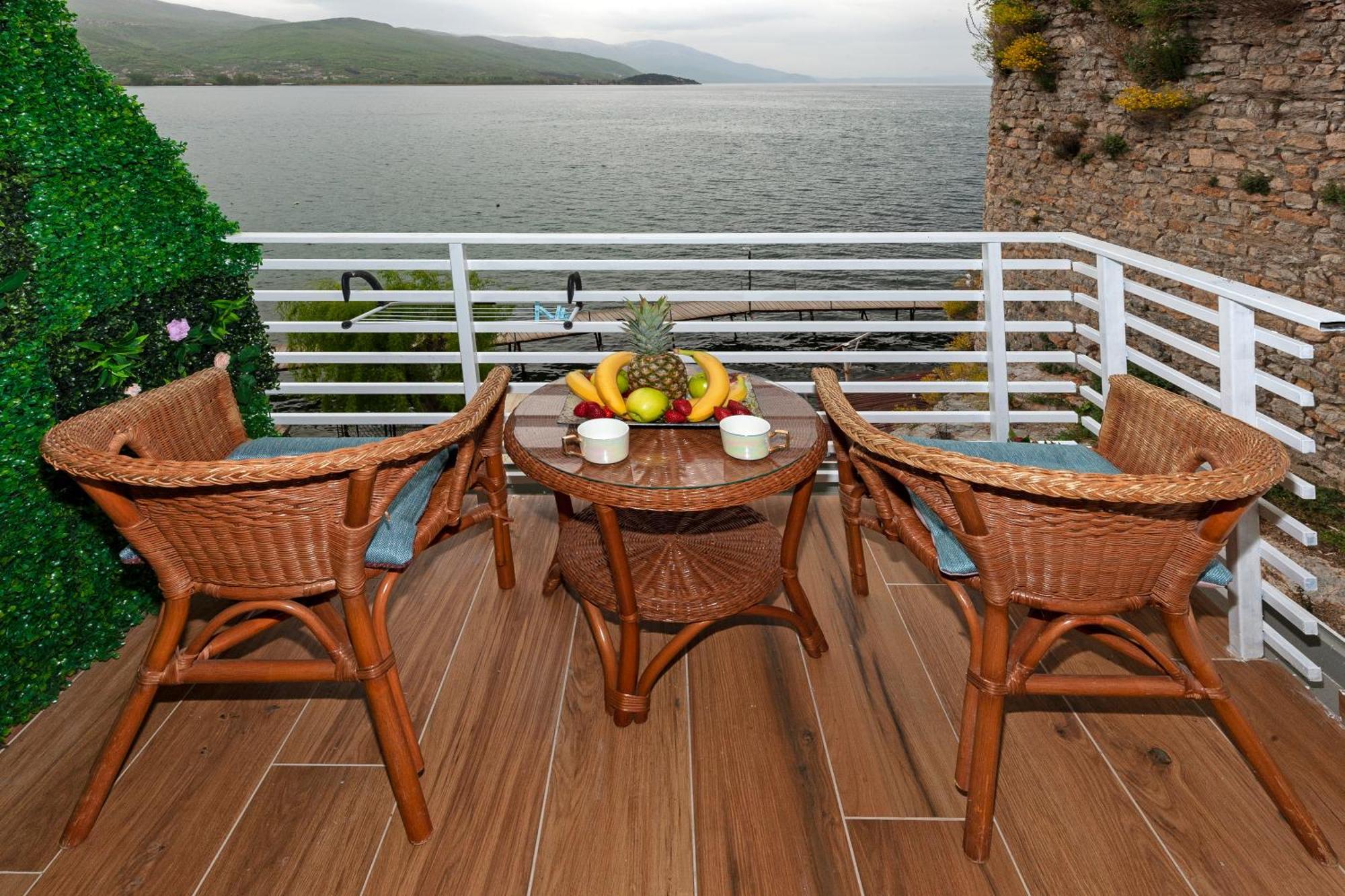 Pearl'S Apartments Ohrid Esterno foto
