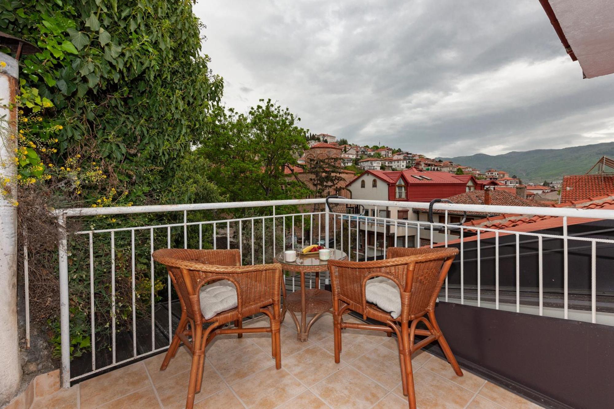 Pearl'S Apartments Ohrid Esterno foto
